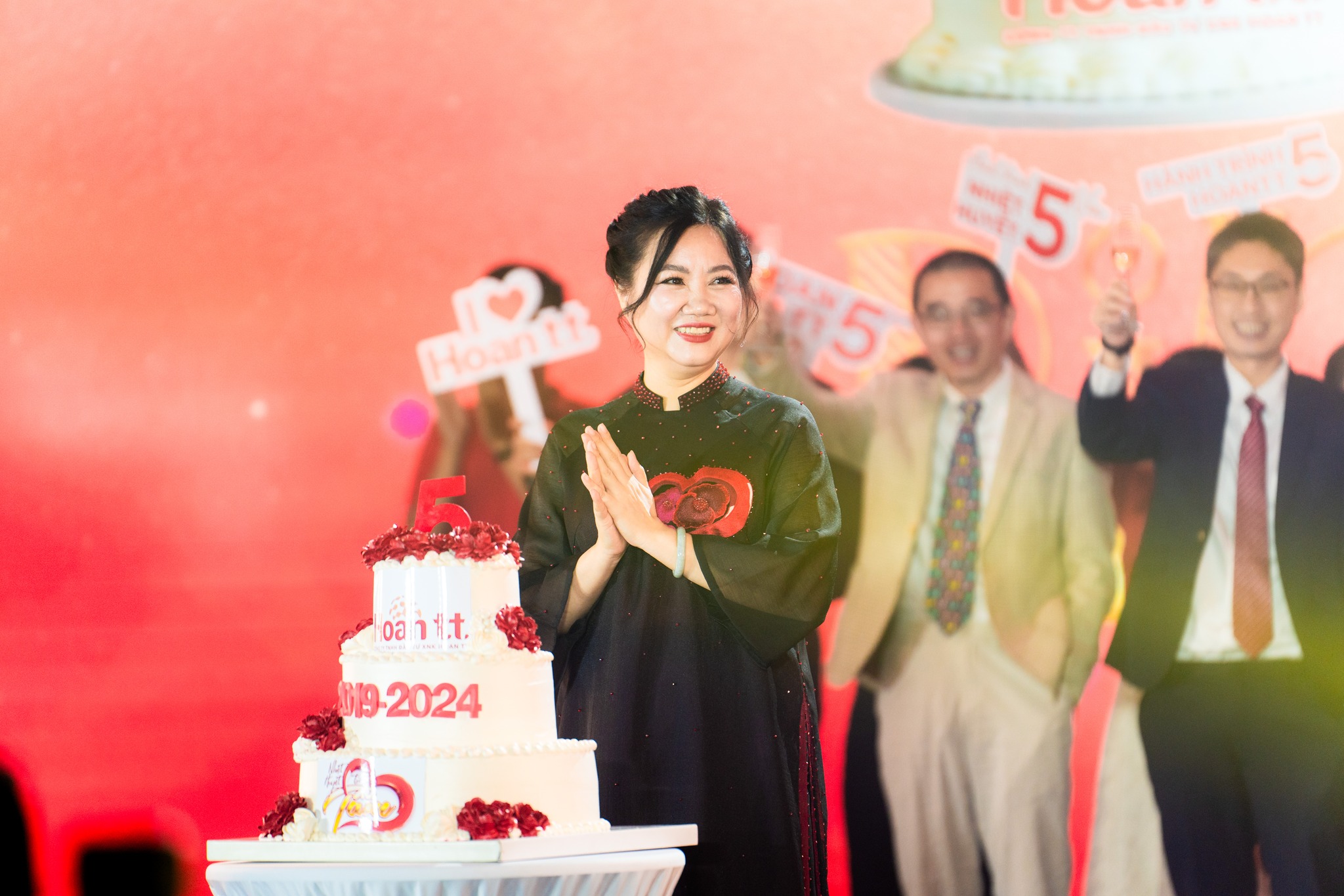 HÀNH TRÌNH 5 NĂM HOAN TT 